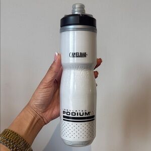 CamelBak White Podium Insulated Sports Bottle with Black Cap